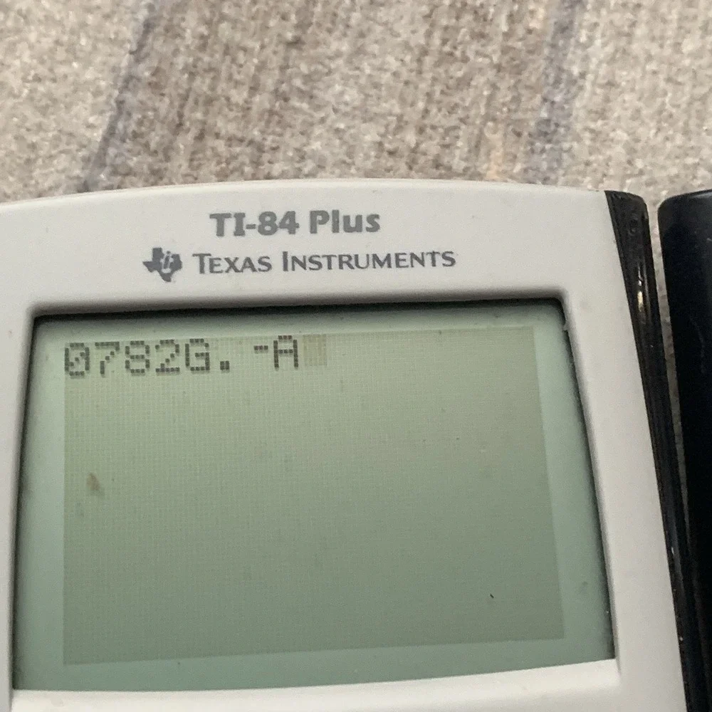 Texas Instruments TI-84 Plus Graphing Calculator Black w/ Slipcover Tested Works